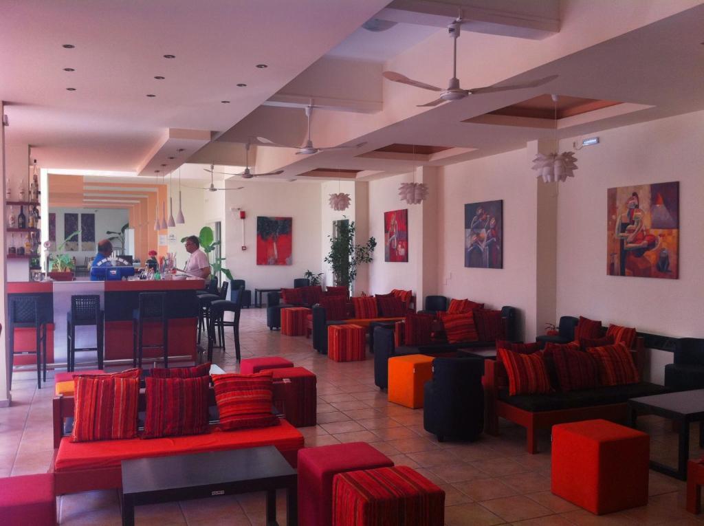 Ipsos Beach Hotel Buitenkant foto
