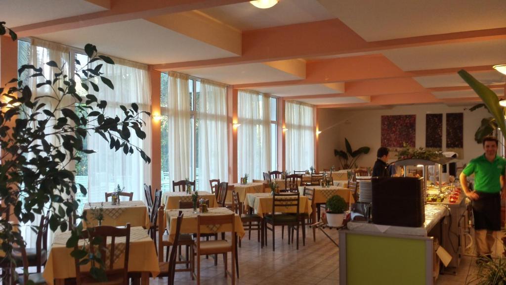 Ipsos Beach Hotel Buitenkant foto