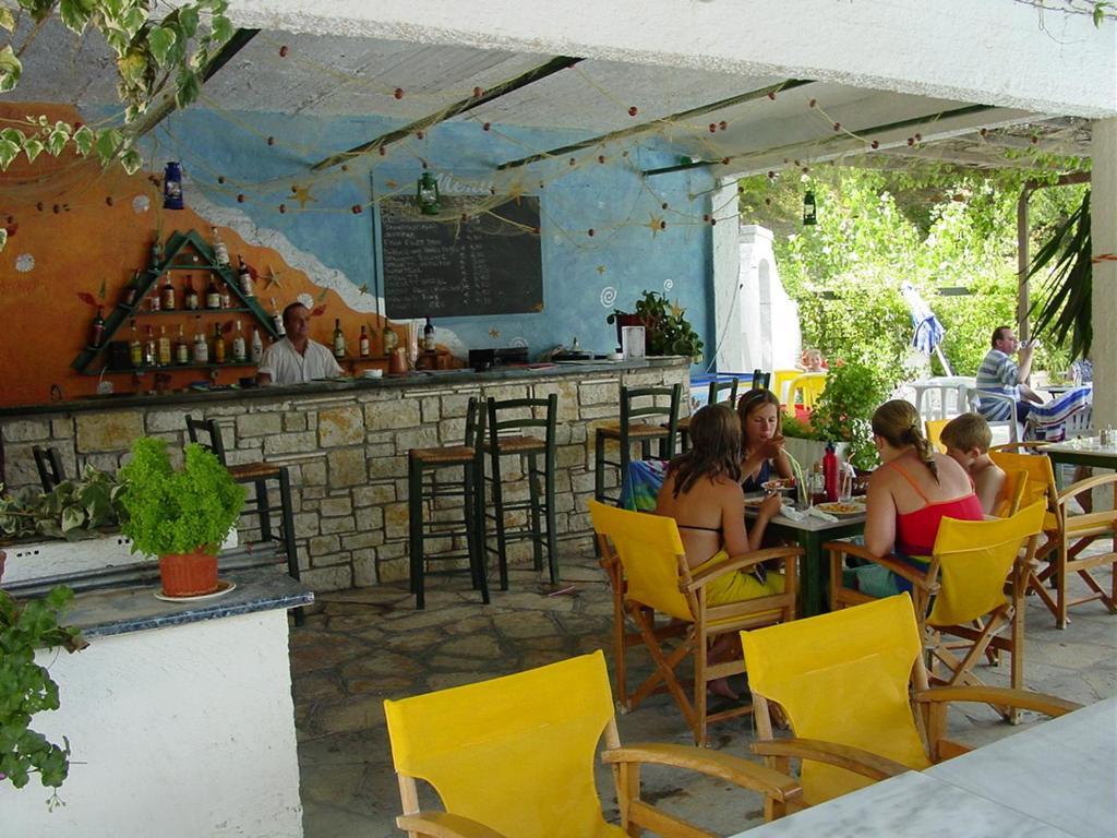 Ipsos Beach Hotel Buitenkant foto
