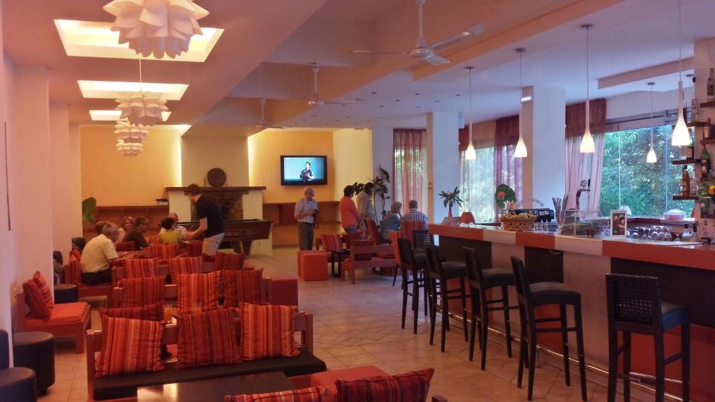 Ipsos Beach Hotel Buitenkant foto