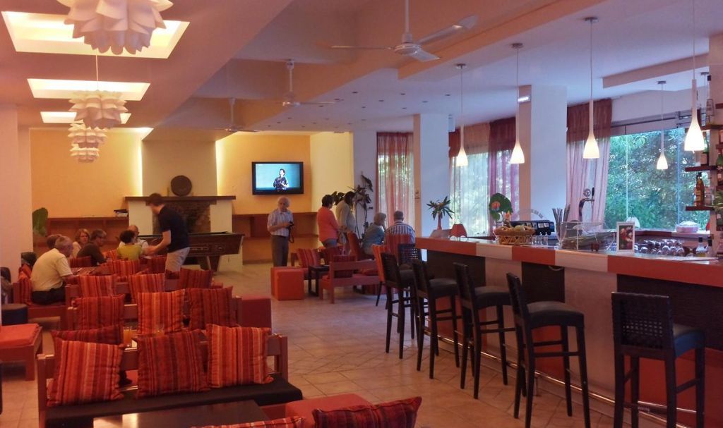 Ipsos Beach Hotel Buitenkant foto
