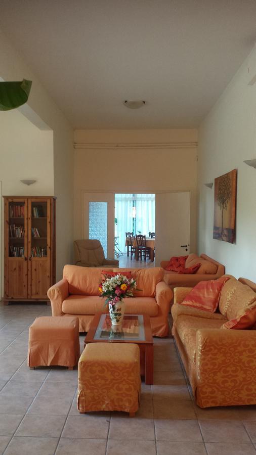 Ipsos Beach Hotel Buitenkant foto